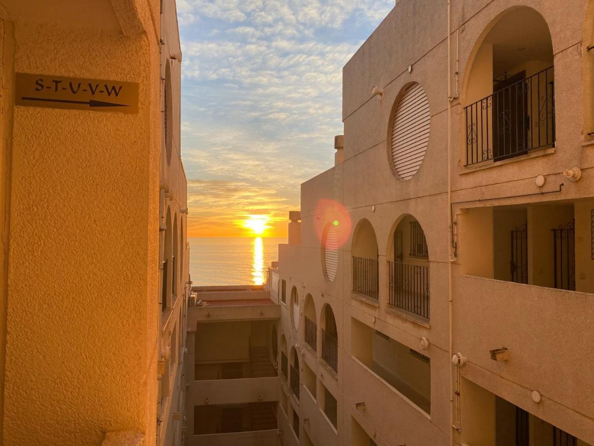 Mediterranean Dream Views オロペサ・デル・マール エクステリア 写真